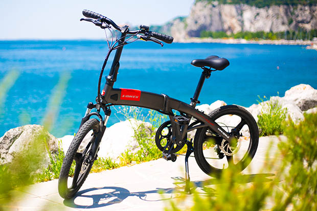 Súťaž o mestskú elektroskladačku Sbikes F50e