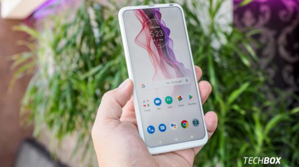 Súťaž o smartfón Motorola one fusion+